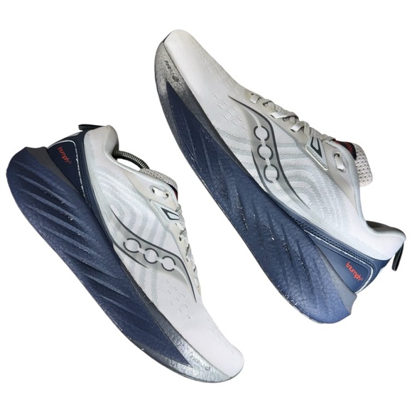 Saucony Triumph 22 Form-Fit Cloud Navy Running Shoes Sneakers Men's Size 11 - Picture 2 of 13